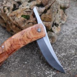 Couteau Pi&eacute;montais Manche Bois Lame Trailing Point Acier Carbone 1055 Fabrication Artisanale