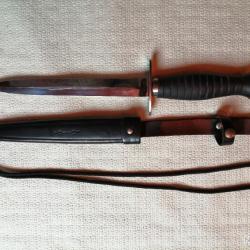 Couteau B&eacute;ret Rouge arm&eacute;e fran&ccedil;aise