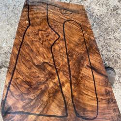 &Eacute;bauche noyer