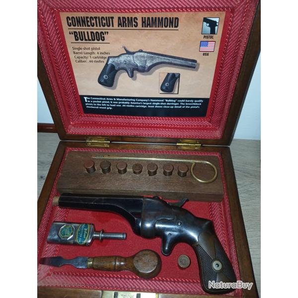 Exceptionnel v�ritable bulldog derringer 44 Henry en coffret et n�cessaire