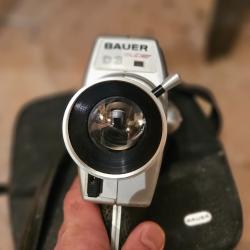 Ancienne cam&eacute;ra Super 8 Bauer D3 Super - cam&eacute;ra cin&eacute;ma vintage ann&eacute;es 60 avec &eacute;tui