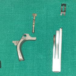 LOT DE PIECES POUR COLT 1911 ET CLONES