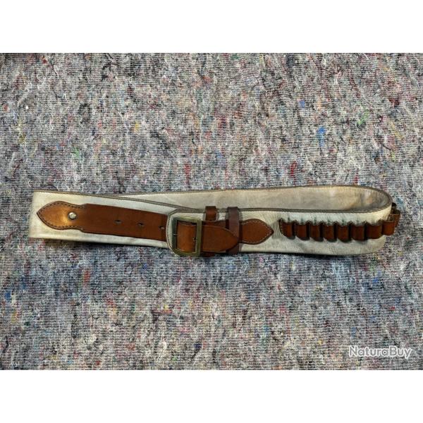 Cartouchi�re souple 115cm -  70x5 - 24 alv�oles  (C06)