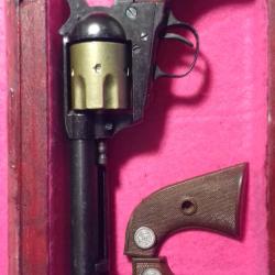 colt M G C de d&eacute;coration  44/40