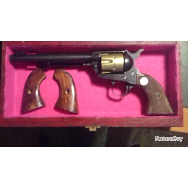 colt   S A A  1873    M G C de d�coration  44/40