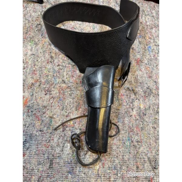 Ceinturon noir western article center, 100cm 70x3  (C05)