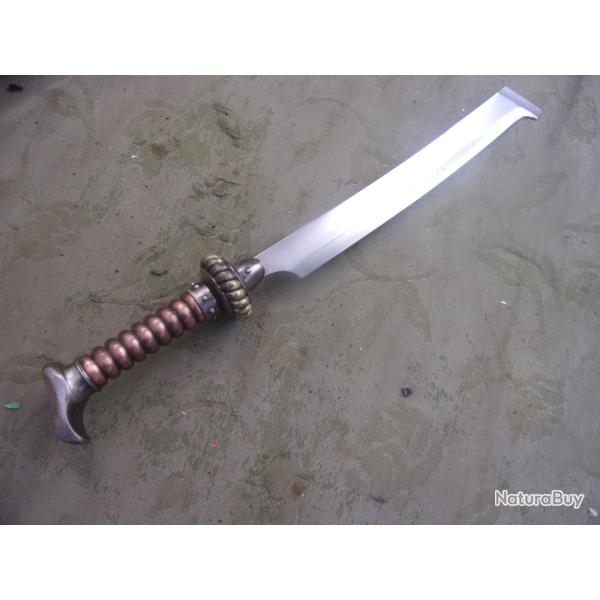 reproduction machette