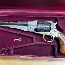 Uberti Remington 1858 New Model Army cal .44 - Grav&eacute; - Coffret noyer - Jamais tir&eacute;