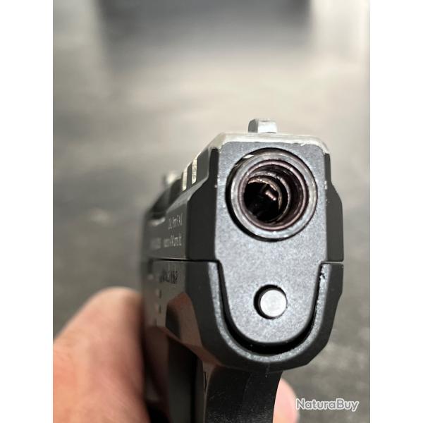 Pistolet ZORAKI 9mm PAK mod�le unique au monde avec culasse ventil�e noir et nikel