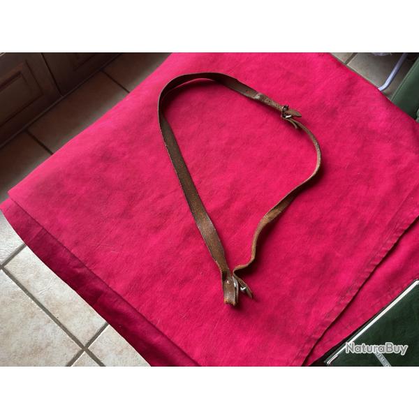 Bretelle ancienne en cuir nubuck l�g�re, pas de prix de r�serve