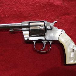 Revolver COLT 1889