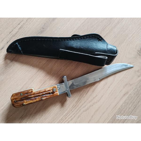 Couteau/Dague de chasse � lame et garde en inox 12C27 plaquettes de poign�e, imitation bois de cerf