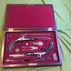 MAGNIFIQUE COFFRET AVEC PAIRE DE PISTOLETS LEPAGE DE TIR &Agrave; PR&Eacute;CISION DISCIPLINE KUCHENREUTER