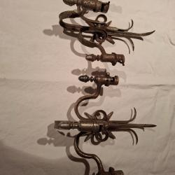 Applique bougeoir avec des anciennes ba&iuml;onnettes a douilles