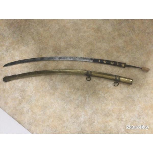 RARE SABRE D'OFFICIER DE CAVALERIE L�G�RE PREMIER EMPIRE A RESTAURER