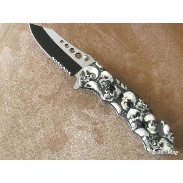 Couteau pliant de survie tactique