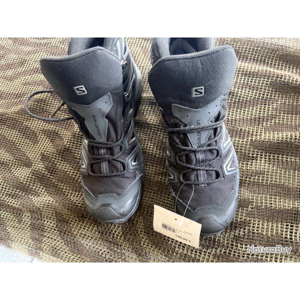 CHAUSSURES SALOMON GORE-TEX NEUVES 45-1/3