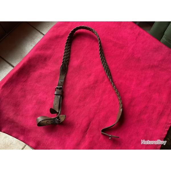 Bretelle ancienne en cuir tress�, pas de prix de r�serve