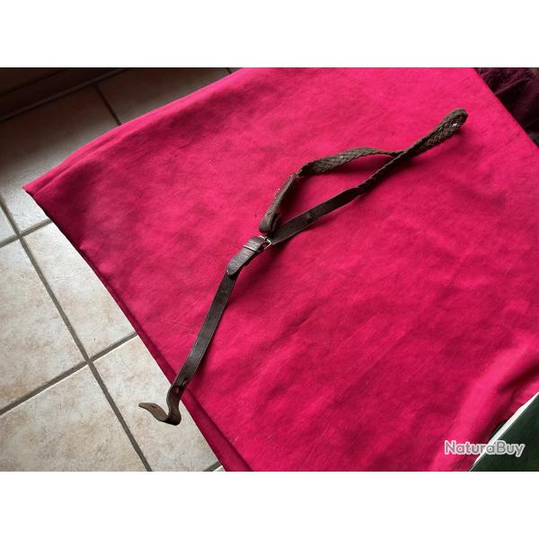 Bretelle ancienne fine tress�e, pas de prix de r�serve