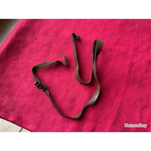 Bretelle ancienne en cuir, pas de prix de r�serve