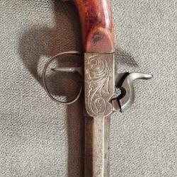 Pistolet &agrave; percussion poudre noire