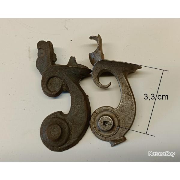 EBAUCHES DE DEUX CHIENS