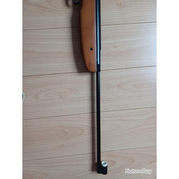 1 carabine � plombs Manu ARM calibre 4,5 mm puissance 10 joules