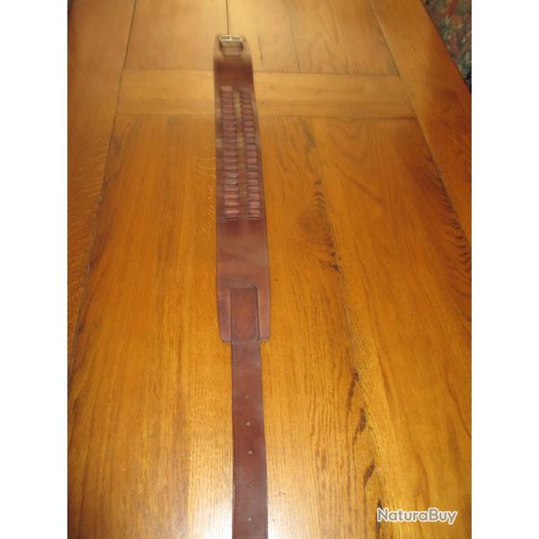 CARTOUCHIERE EN CUIR POUR CALIBRE 7X64