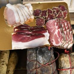 Planche de charcuterie fermiere corse: un r&eacute;gal 300g