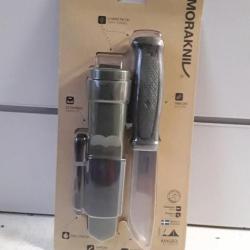 Poignard Morakniv vert + kit de survie