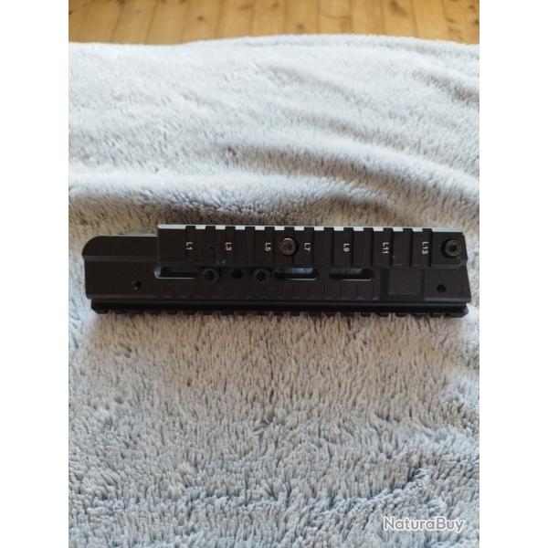 Garde main inf�rieur pour Vz 58 alu