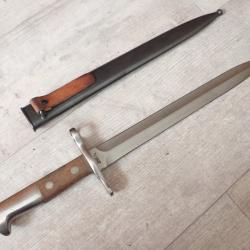 Sans matricule. Baionnette Suisse pour fusil Rubin Schmidt Mdle K11 / K31. Mdle 1918. Cuir non perc&eacute;