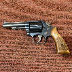 REVOLVER SMITH & WESSON MOD 13.2 CAL 38 SPECIAL - OCCASION
