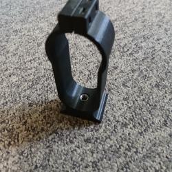 Support filet&eacute; pour pied/tr&eacute;pied - Telemetre LEICA RANGEMASTER