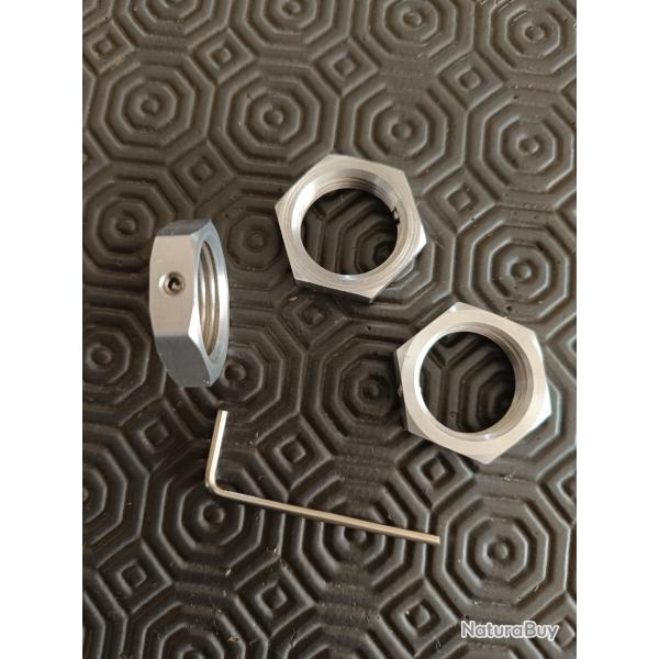 Lot  �crous de matrice