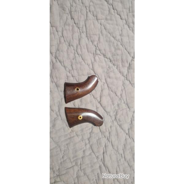 Plaquettes poign�e pour remington 1858 pietta