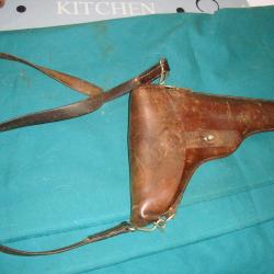 ETUI CUIR POUR LE P 06 SUISSE