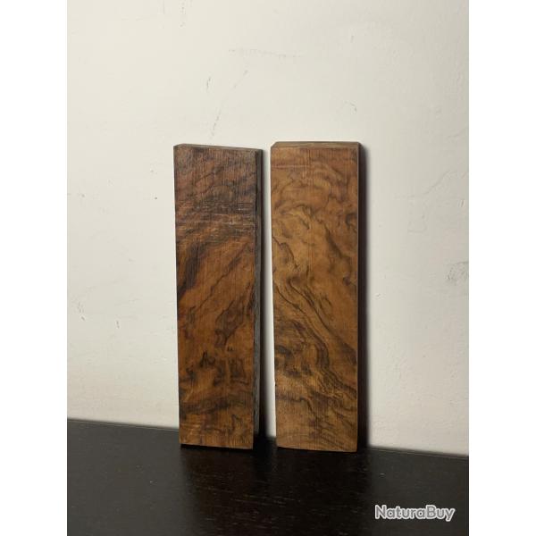 Superbe plaquettes en noyer Fran�ais pour manche de couteaux ou dagues  !!! n*13