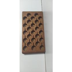 planchette pour fabrication de cartouches calibre 16 en bois