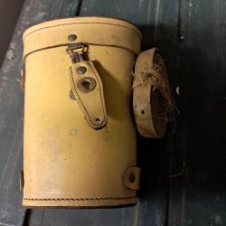 Vends &eacute;tui jaune LE pour lunette apx 806 mas 49 et 49 56