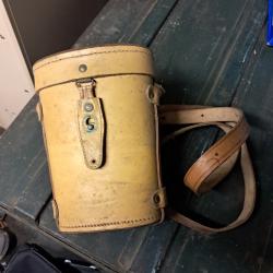 Vends &eacute;tui jaune LE pour lunette apx 806 mas 49 et 49 56