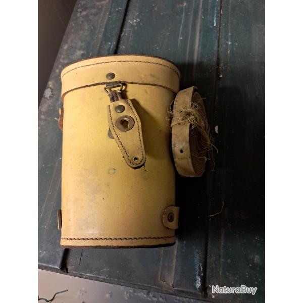 Vends �tui jaune LE pour lunette apx 806 mas 49 et 49 56