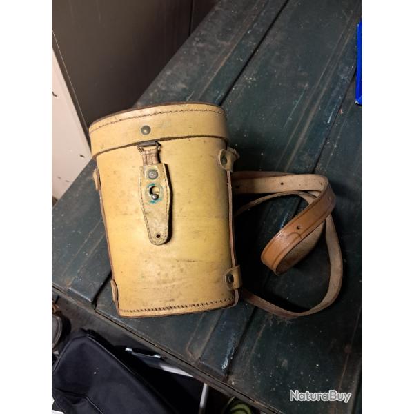 Vends �tui jaune LE pour lunette apx 806 mas 49 et 49 56