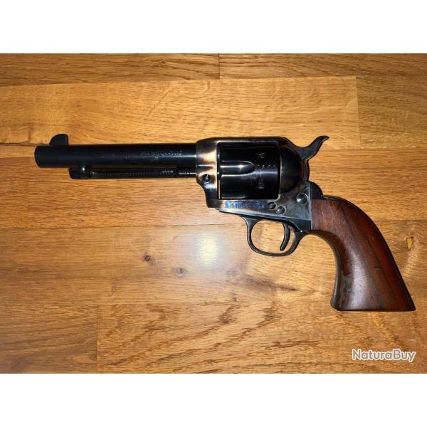 Revolver UBERTI SAA 1873 en 45 LC