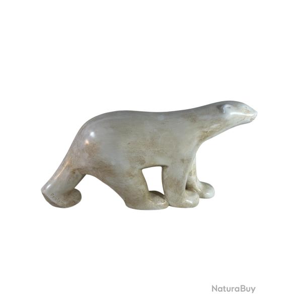 Ours blanc pompon bronze sculpture