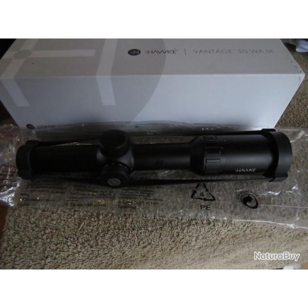 lunette HAWKE Vantage 30 WA 1-8x24 IR Circle Dot