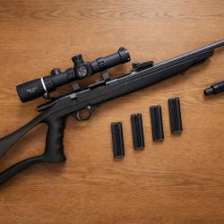 Carabine Mossberg Plinkster  + lunette 2-7x24 + silencieux - 4 chargeurs 10 coups - TBE - Peu tir&eacute;