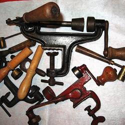 3 sertisseurs &agrave; cartouches bon &eacute;tat general + accessoirs