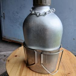 Gourde + quart arm&eacute;e fran&ccedil;aise