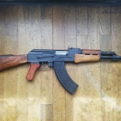 R&eacute;plique D&eacute;corative AK 47